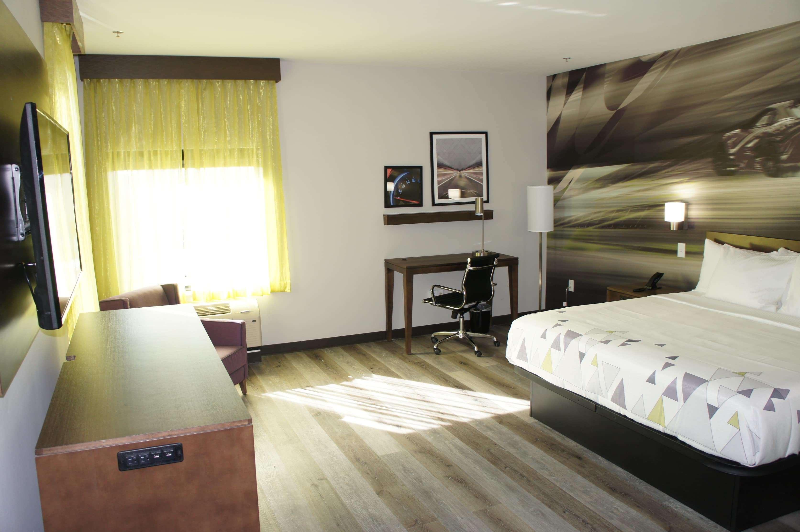 La Quinta Inn & Suites By Wyndham Braselton Εξωτερικό φωτογραφία
