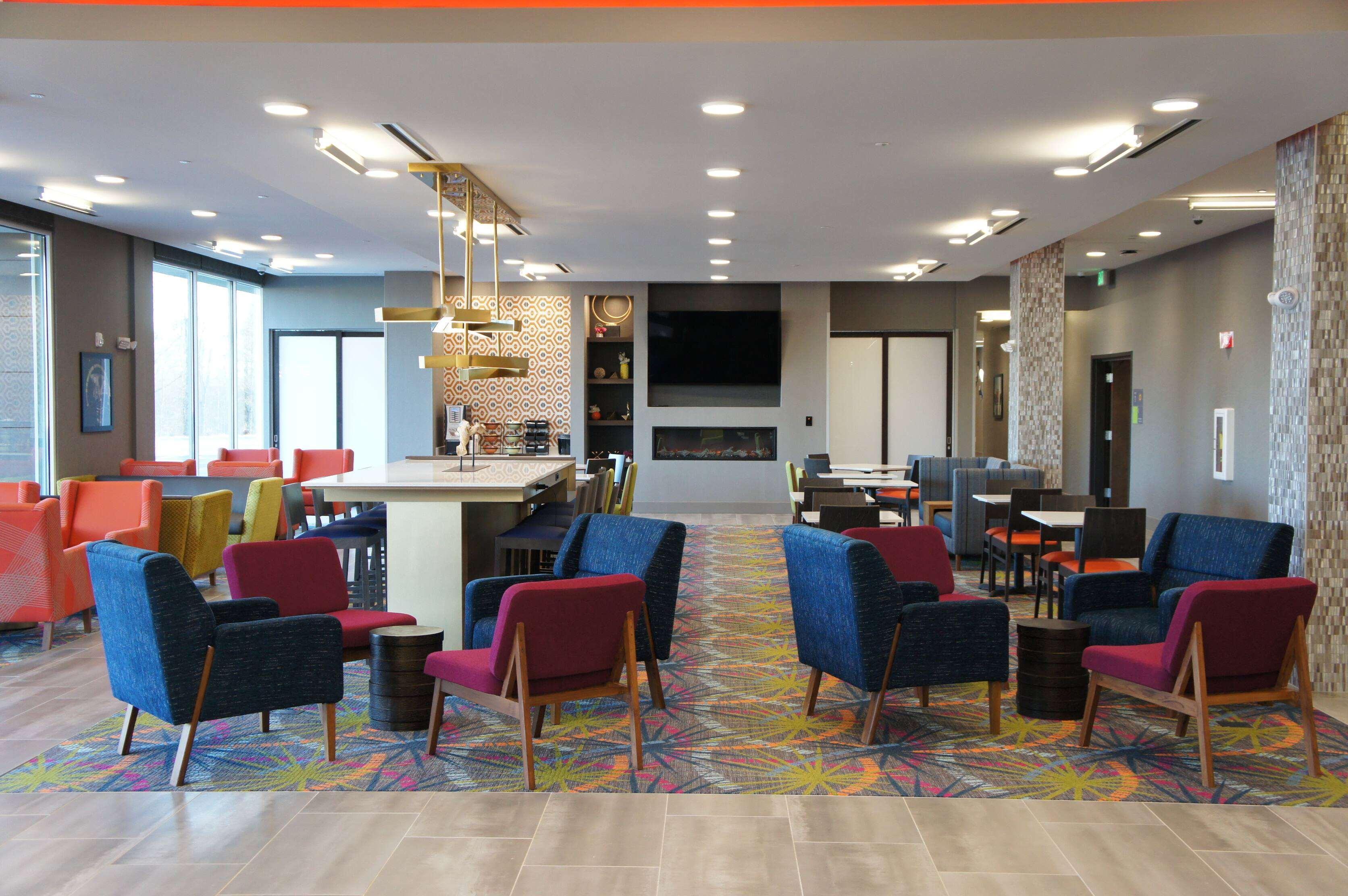 La Quinta Inn & Suites By Wyndham Braselton Εξωτερικό φωτογραφία