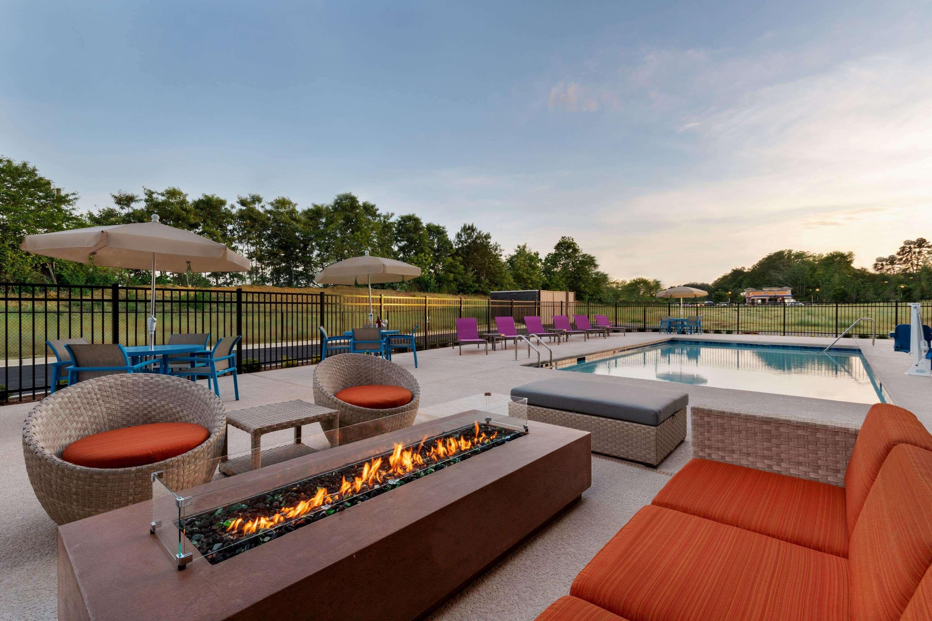 La Quinta Inn & Suites By Wyndham Braselton Εξωτερικό φωτογραφία