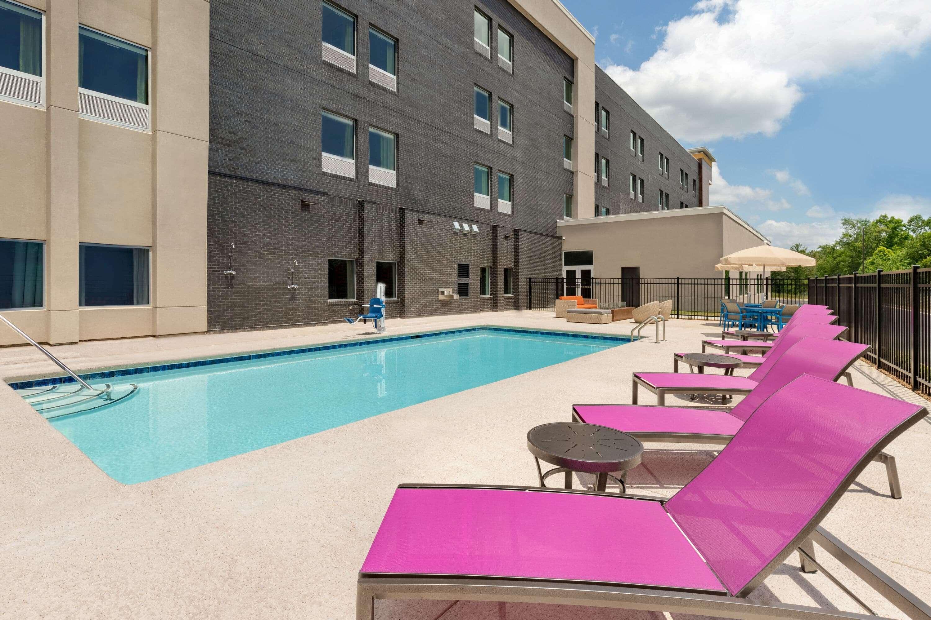 La Quinta Inn & Suites By Wyndham Braselton Εξωτερικό φωτογραφία