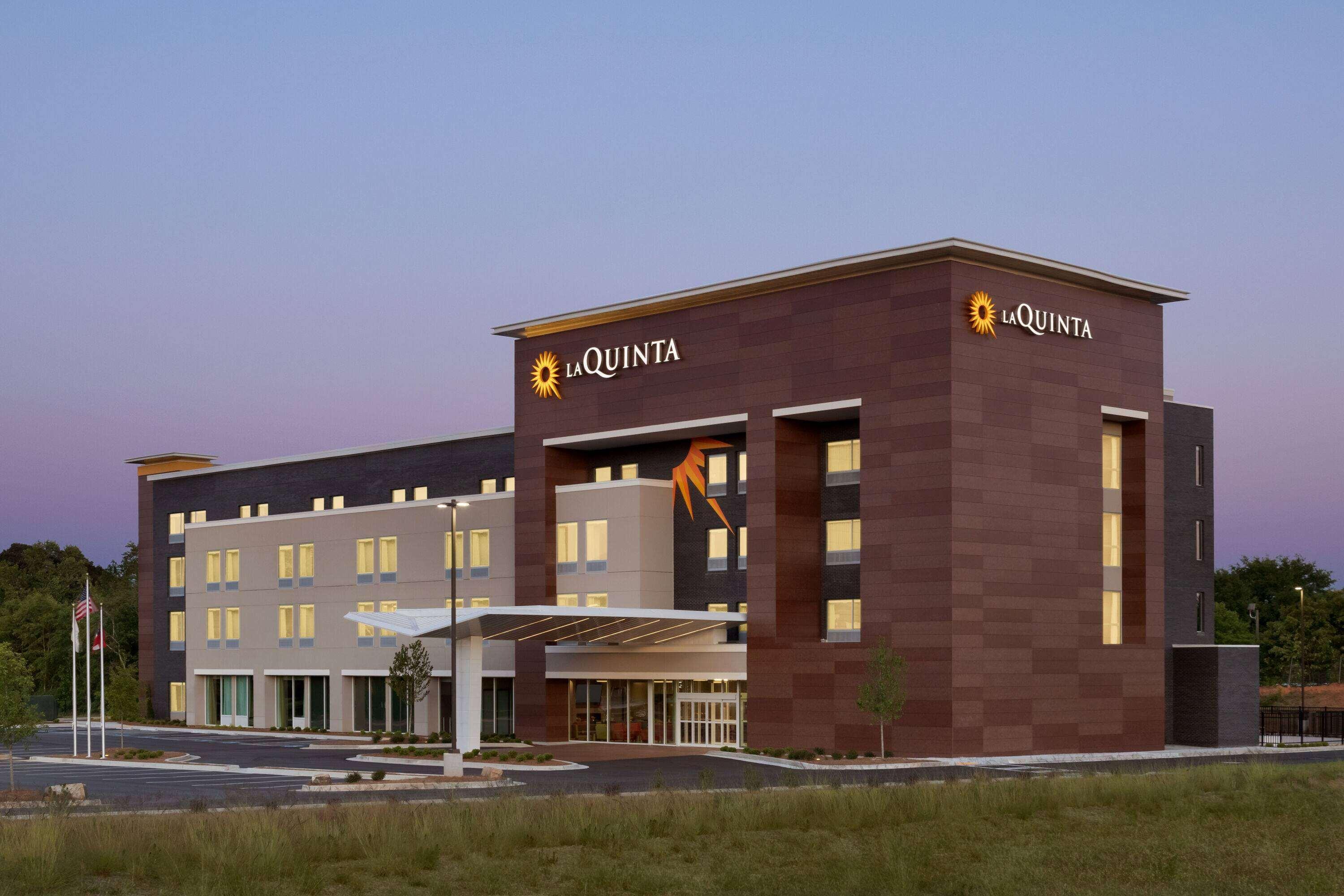 La Quinta Inn & Suites By Wyndham Braselton Εξωτερικό φωτογραφία