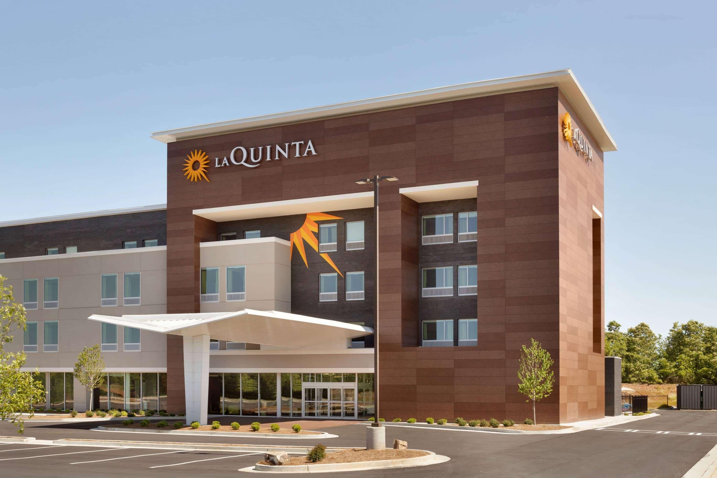 La Quinta Inn & Suites By Wyndham Braselton Εξωτερικό φωτογραφία