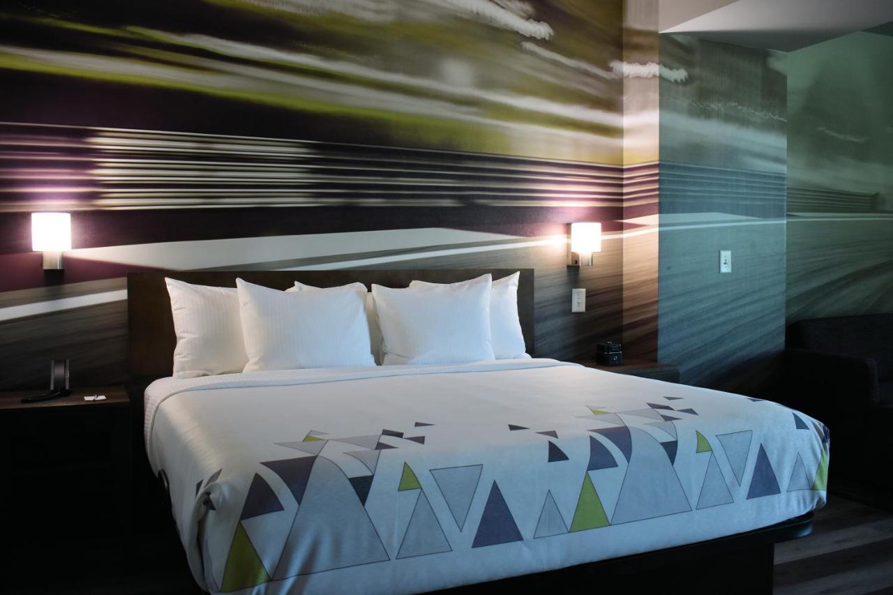 La Quinta Inn & Suites By Wyndham Braselton Εξωτερικό φωτογραφία